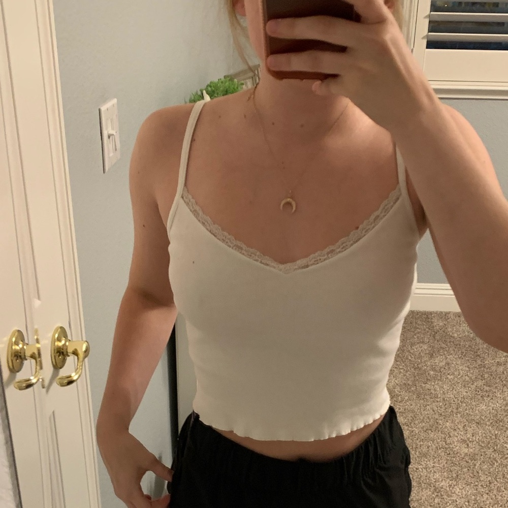 Brandy Melville Crop top